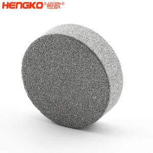 316L不銹鋼燒結過濾器_金屬燒結過濾柱芯